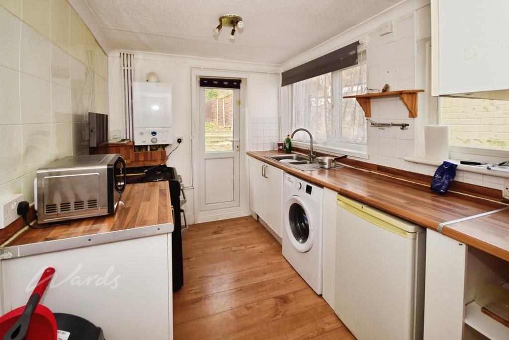 Dale kitchen