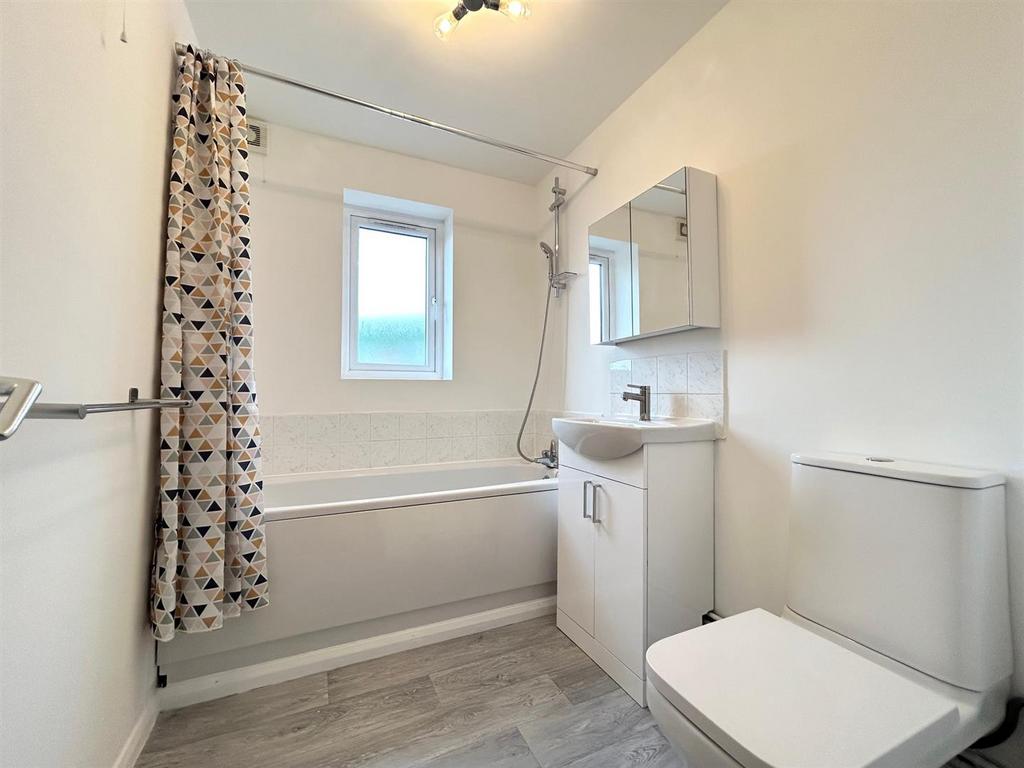 Bathroom.jpeg