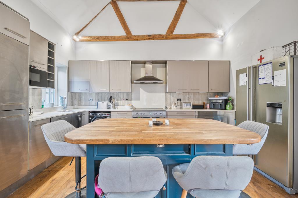 Kitchen/Dining Area