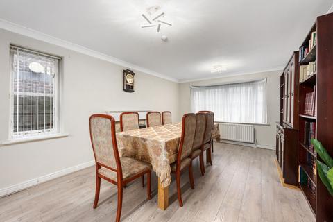 4 bedroom detached house for sale, Saltire Gardens, Salford, M7