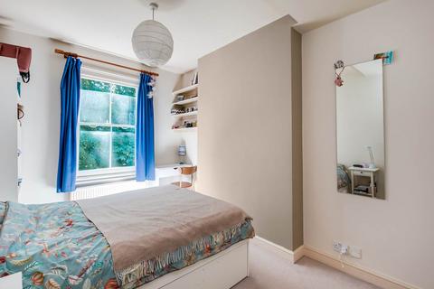 2 bedroom flat to rent, Longridge Road, Earl's Court, SW10
