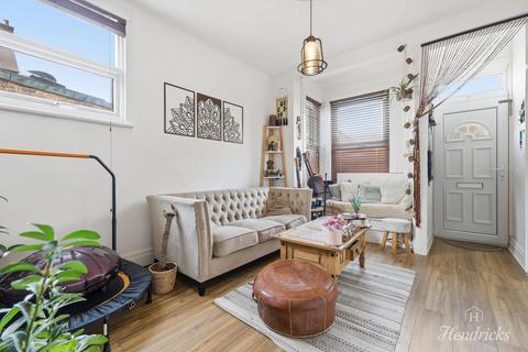 undefined, Fairfax Drive, Westcliff-on-sea, SS0 9