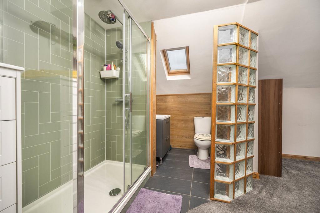 Bedroom 1 En Suite