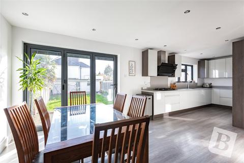 3 bedroom semi-detached house for sale, Ferguson Avenue, Gidea Park, RM2