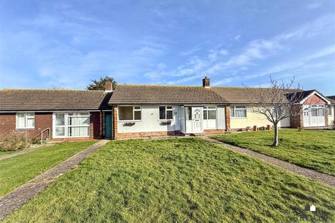 2 bedroom bungalow for sale, Bailey Crescent, Eastbourne BN22