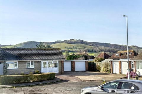 2 bedroom bungalow for sale, Bailey Crescent, Eastbourne BN22