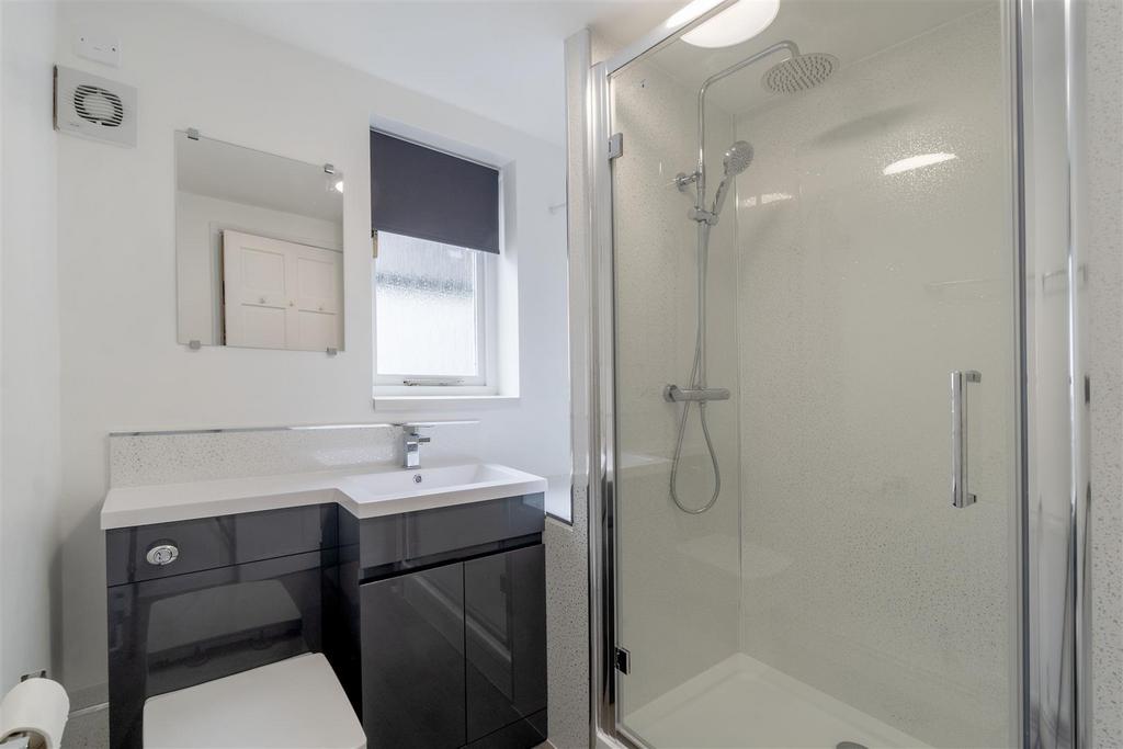 FFF shower Room.jpg