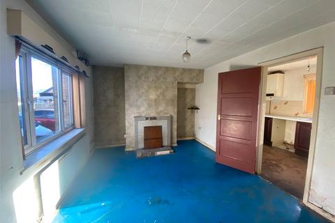 2 bedroom semi-detached house for sale, Derwent Crescent, Chesterfield, Derbyshire, S41