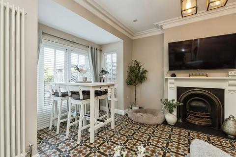 3 bedroom semi-detached house for sale, Elm Drive, NOTTINGHAM, Nottinghamshire, NG4