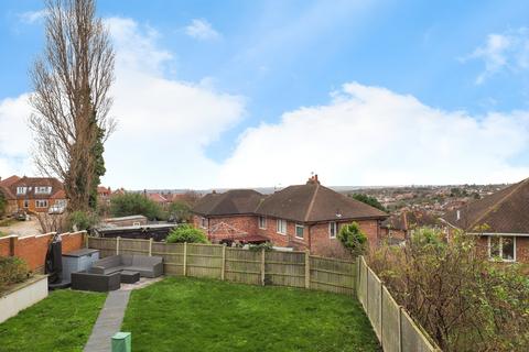 undefined, Besecar Avenue, Gedling, Nottingham, Nottinghamshire, NG4