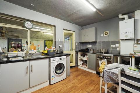 2 bedroom bungalow for sale, Jarvis Avenue, Nottingham, Nottinghamshire, NG3