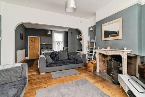 2 bedroom semi-detached house for sale, Shearing Hill, Gedling, Nottingham, Nottinghamshire, NG4