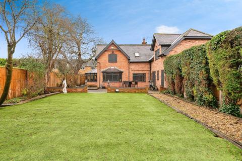 5 bedroom detached house for sale, Stoke Lane, Gedling, Nottingham, Nottinghamshire, NG4