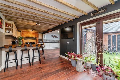 5 bedroom detached house for sale, Stoke Lane, Gedling, Nottingham, Nottinghamshire, NG4