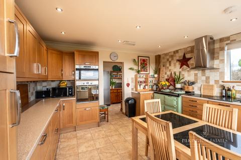 4 bedroom detached house for sale, Polperro Road, Cornwall PL13
