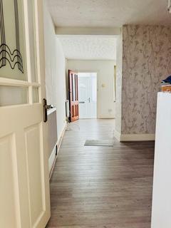 undefined, Beam Avenue, Dagenham RM10