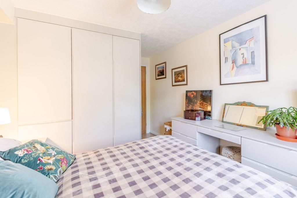 Bed 1b