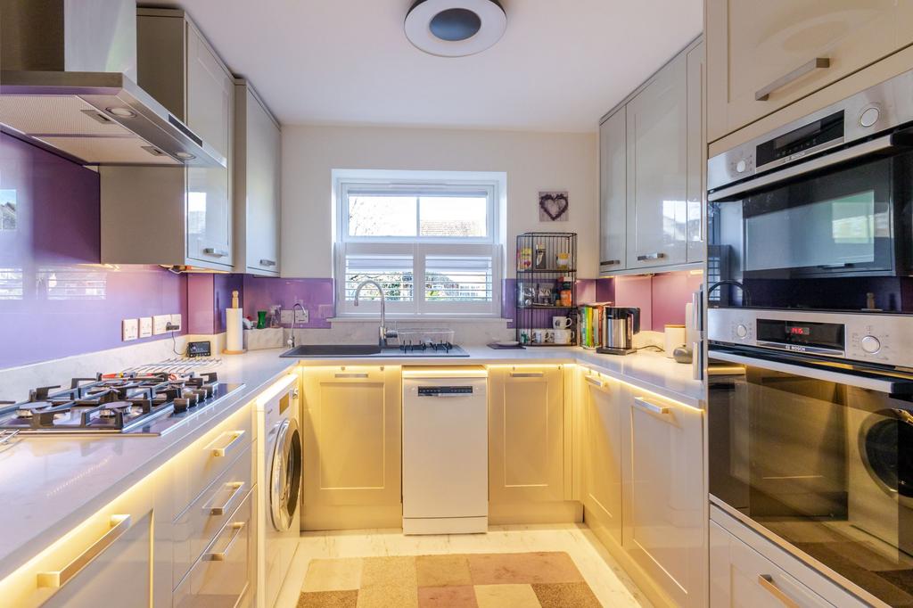 Kitchen 1