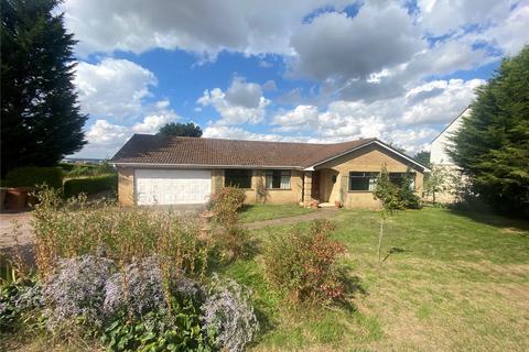 4 bedroom bungalow for sale, Hall Drive, Canwick, Lincoln, Lincolnshire, LN4