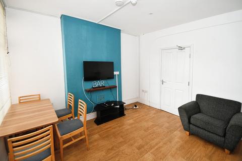 5 bedroom end of terrace house for sale, Carholme Road, Lincoln, Lincolnshire, LN1