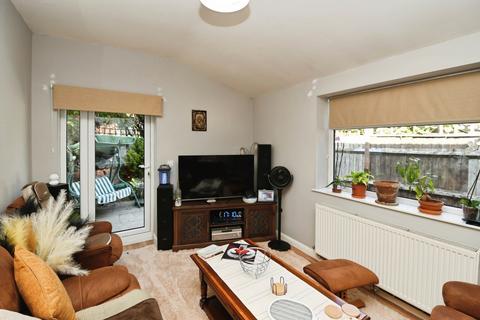 4 bedroom terraced house for sale, Monson Street, Lincoln, Lincolnshire, LN5
