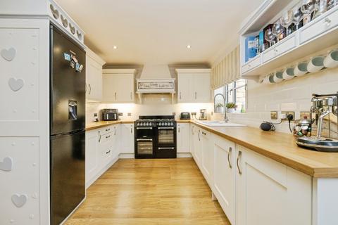 undefined, 12b East Road, LINCOLN, Lincolnshire, LN5