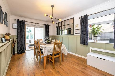 5 bedroom detached house for sale, Mill Lane, Saxilby, Lincolnshire, LN1