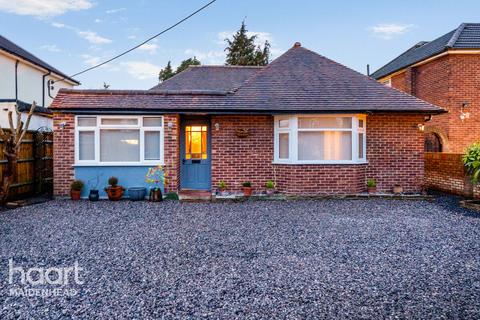 5 bedroom bungalow for sale, Meadow Way,, Maidenhead