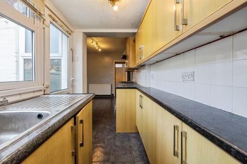 3 bedroom end of terrace house for sale, St. Andrews Street, Lincoln, Lincolnshire, LN5