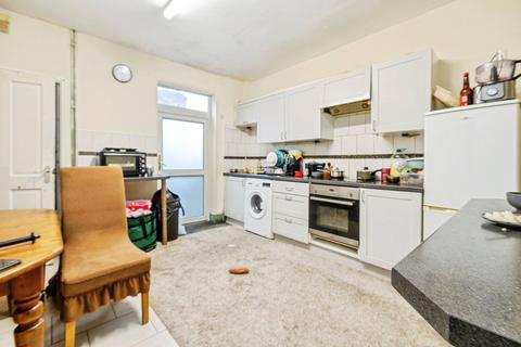 5 bedroom end of terrace house for sale, St. Andrews Street, Lincoln, Lincolnshire, LN5