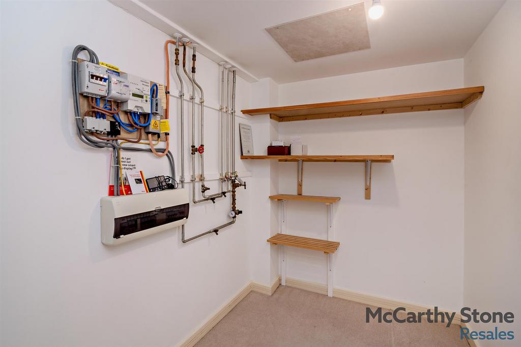 8678132-interior11-800.jpg