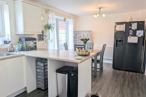 4 bedroom detached house for sale, Peacock Gardens, East Leake, Loughborough, Nottinghamshire, LE12