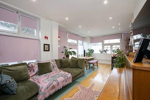 Prince of Wales Road, Kentish Town, London, NW5