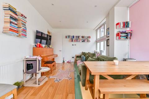2 bedroom flat to rent, Prince of Wales Road, Kentish Town, London, NW5