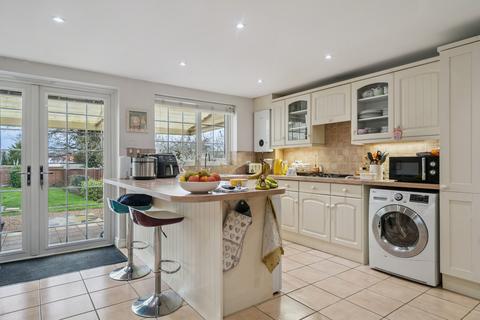 undefined, Woodlands Park Road, Maidenhead