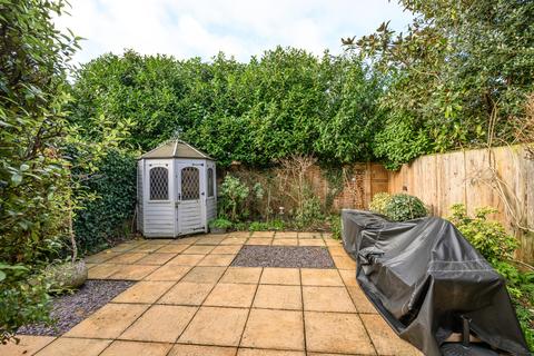 4 bedroom end of terrace house for sale, Arterberry Road, London SW20