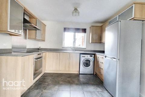 2 bedroom apartment to rent, Knot Tiers Drive, Northampton