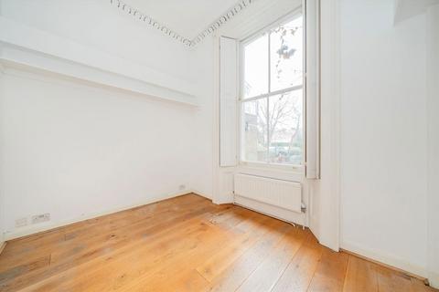 1 bedroom flat for sale, Ladbroke Square, London W11
