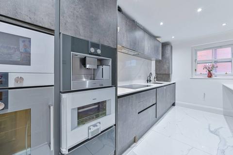 2 bedroom flat for sale, Grosvenor Road, Pimlico, London, SW1V