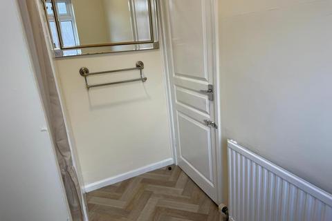1 bedroom flat to rent, Manchester Road, Ashton-Under-Lyne