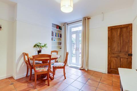 3 bedroom semi-detached house for sale, Daybrook Street, Nottingham NG5