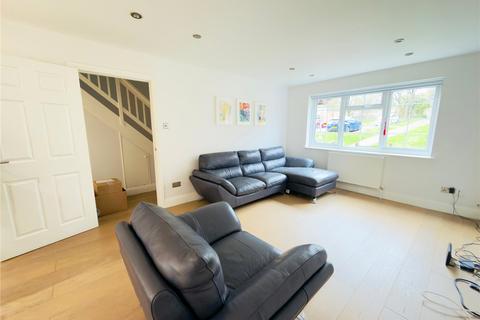 4 bedroom house to rent, Moorlands Avenue, Mill Hill, London, NW7