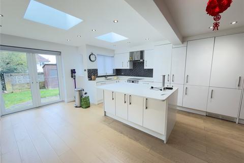 4 bedroom house to rent, Moorlands Avenue, Mill Hill, London, NW7