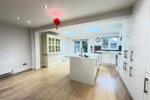 4 bedroom house to rent, Moorlands Avenue, Mill Hill, London, NW7