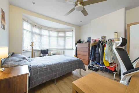4 bedroom terraced house for sale, Church Drive, Kingsbury, London, NW9