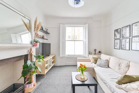 1 bedroom flat for sale, Richborne Terrace, Oval, London, SW8