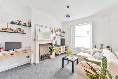 Richborne Terrace, Oval, London, SW8
