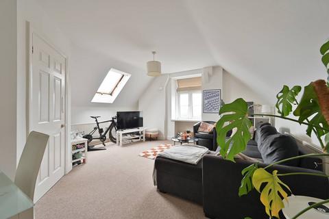 1 bedroom flat to rent, Park Road, Watford, WD17