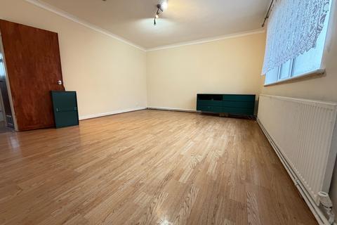 2 bedroom apartment for sale, Atherton Heights, Wembley