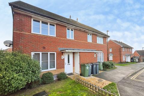 2 bedroom terraced house for sale, Chinchen Close, East Cowes, Isle of Wight